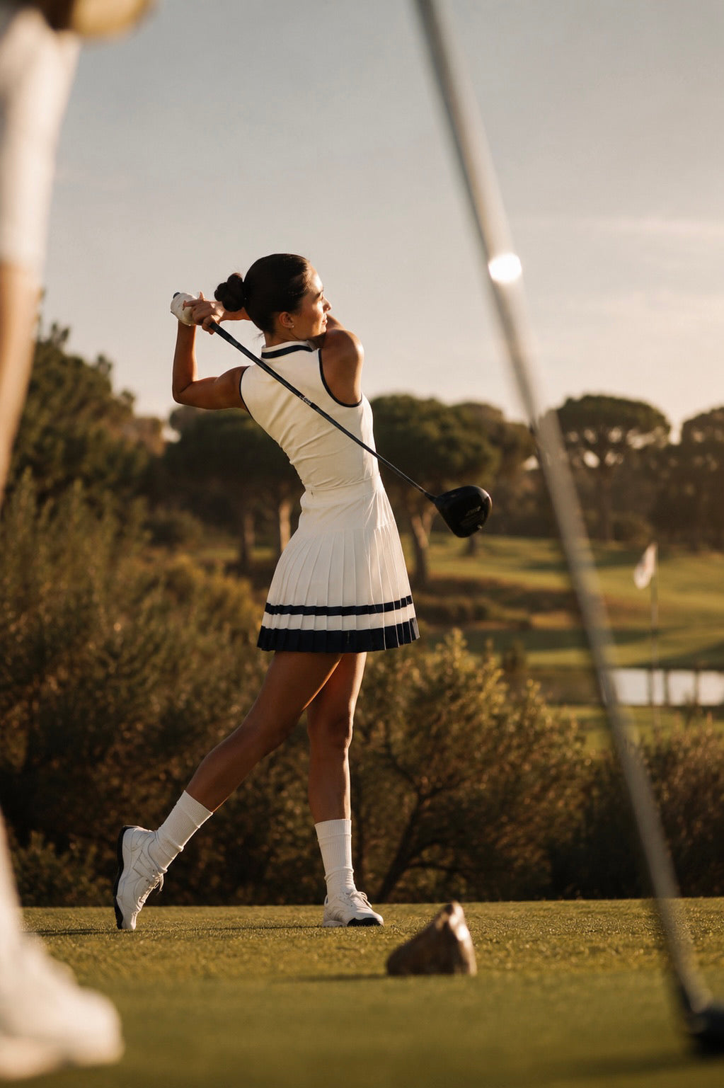 The Heritage Club Dress - White & Navy